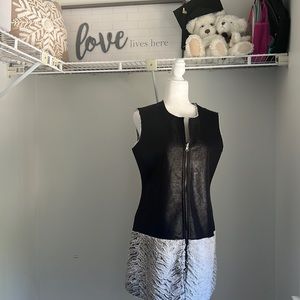 🔥NWOT Reversible Vest
